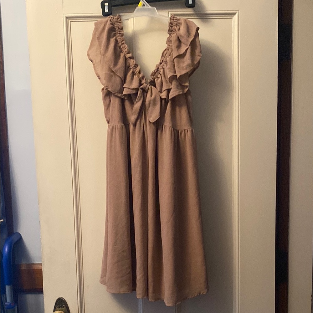 Dress in Taupe